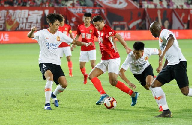 世界杯手机高清观看入口-沪媒:足协或修改中超赛程 等待国脚归队顺延一周